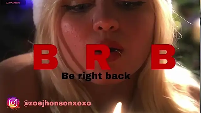 Snapshot of Pretty__zoe chatting on 02.25.25 Pretty  zoe online show from 02.25.25