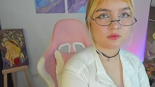 Snapshot of Pretty__zoe chatting on 02.27.25 Pretty  zoe online show from 02.27.25