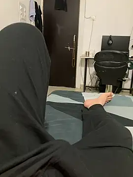 Snapshot of tarun997700 chatting on 12.29.24 tarun997700 online show from 12.29.24