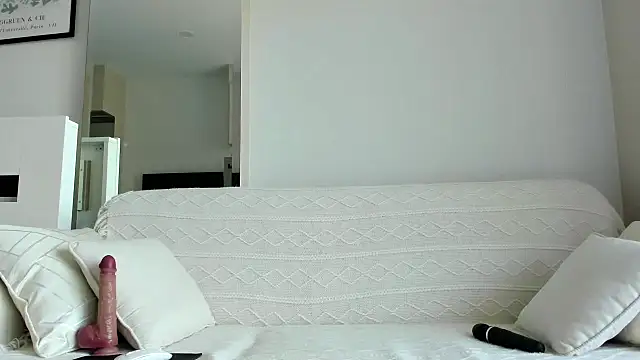 Snapshot of syoanme chatting on 03.26.26 syoanme online show from 03.26.26