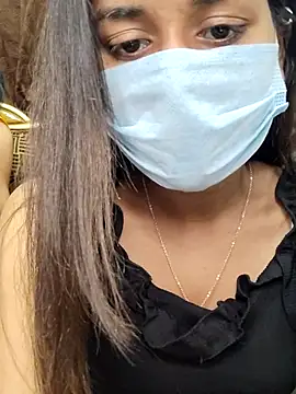 its sophiaa online show from 02.17.25