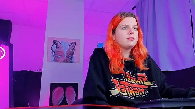 NielletaBlossom online show from 03.12.25