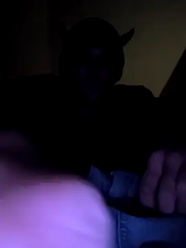 Snapshot of potholder420 chatting on 10.11.25 potholder420 online show from 10.11.25