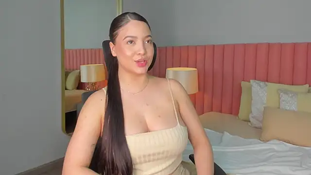 Snapshot of NathRossi chatting on 03.22.25 NathRossi online show from 03.22.25