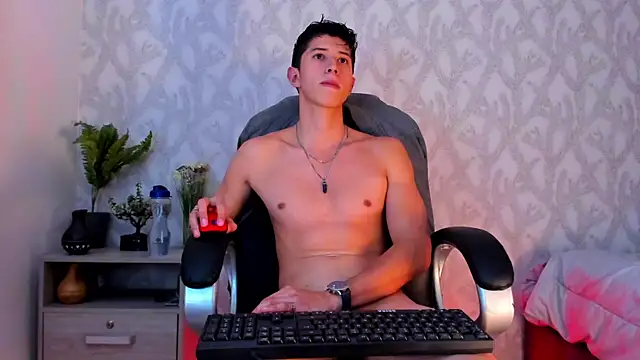 Dorianmistery2322  online show from 01.20.25