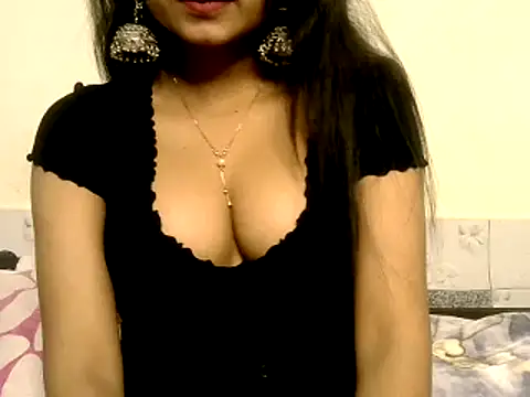 Sanjana Gupta online show from 02.02.25