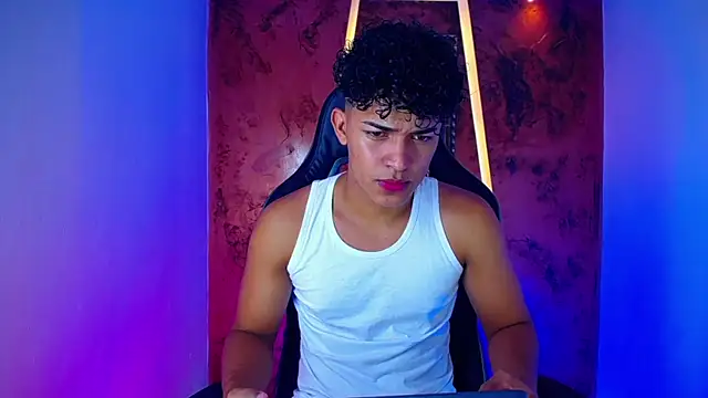 jamescurli  online show from 02.21.25