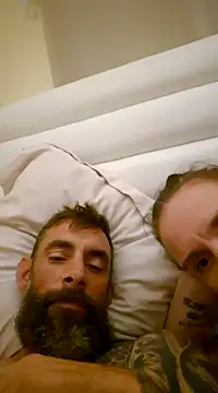 Snapshot of hornycouple6110 chatting on 03.08.25 hornycouple6110 online show from 03.08.25