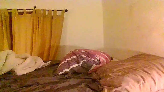 Vespa Crabo online show from 12.03.24