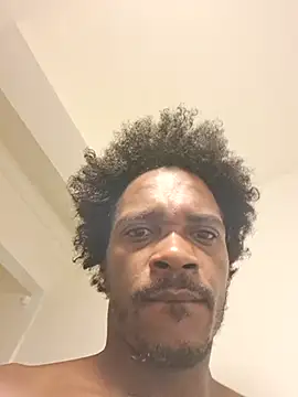 Snapshot of pikolo97 chatting on 10.19.25 pikolo97 online show from 10.19.25