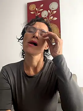 MireyaTorresGu online show from 11.07.25