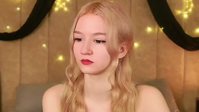 NaomiLoys online show from 02.17.26