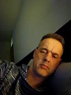 Hectorthyssen1 online show from 03.18.25