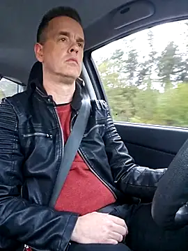 Hectorthyssen1 online show from 10.20.25