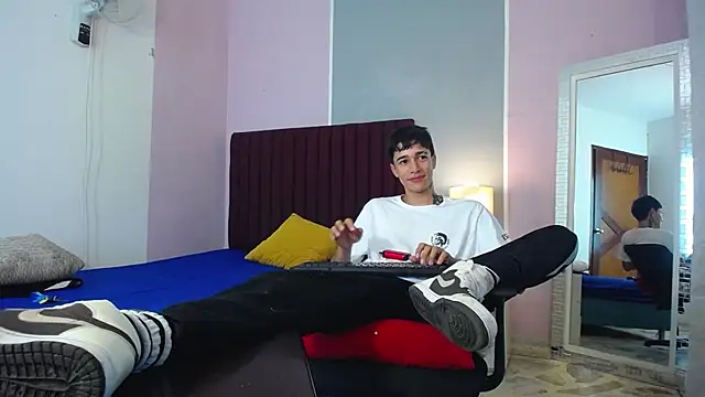 Zacktk7 online show from 01.02.25