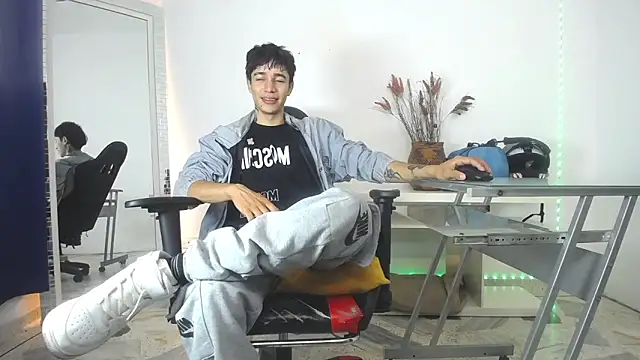 Zacktk7 online show from 01.18.25