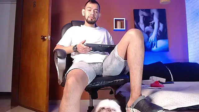 Snapshot of Bedobigcock chatting on 12.02.24 Bedobigcock online show from 12.02.24