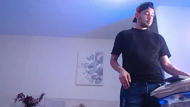 Snapshot of Bedobigcock chatting on 09.16.25 Bedobigcock online show from 09.16.25