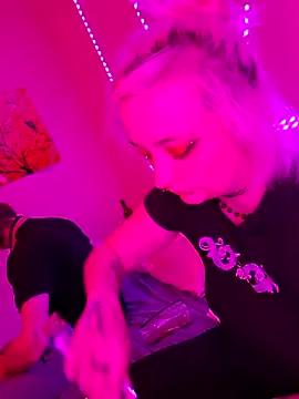 IzanamiNova online show from 02.15.25