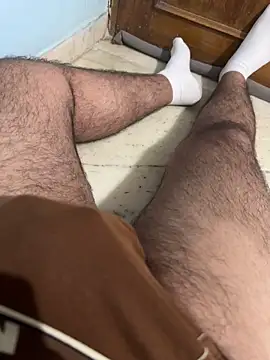 Snapshot of studdboyy chatting on 12.03.24 studdboyy online show from 12.03.24