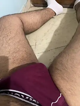 Snapshot of studdboyy chatting on 03.20.25 studdboyy online show from 03.20.25