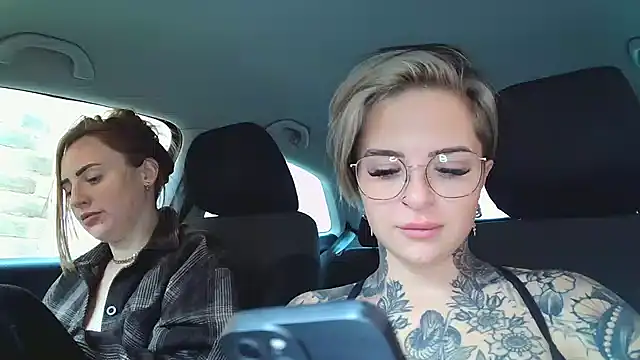 Alexandersonxo online show from 12.21.24