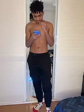 Ryan-hot online show from 03.04.25