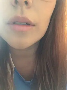 Snapshot of paulette_karim1 chatting on 12.20.24 paulette karim1 online show from 12.20.24