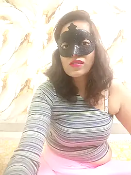 Snapshot of Inaya_Mishra chatting on 01.27.25 Inaya Mishra online show from 01.27.25