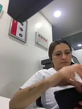 Keittly  online show from 02.27.25