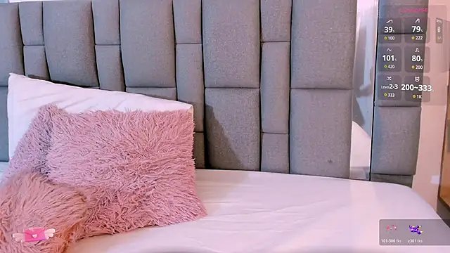 vivianne scott online show from 10.24.25