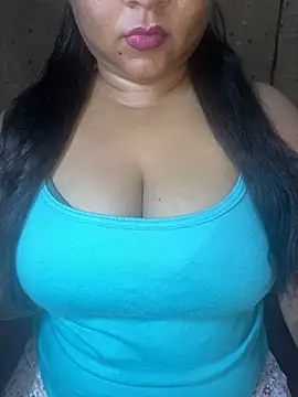 Snapshot of Riyaki-sama chatting on 03.19.25 Riyaki-sama online show from 03.19.25