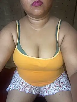 Snapshot of Riyaki-sama chatting on 03.21.25 Riyaki-sama online show from 03.21.25