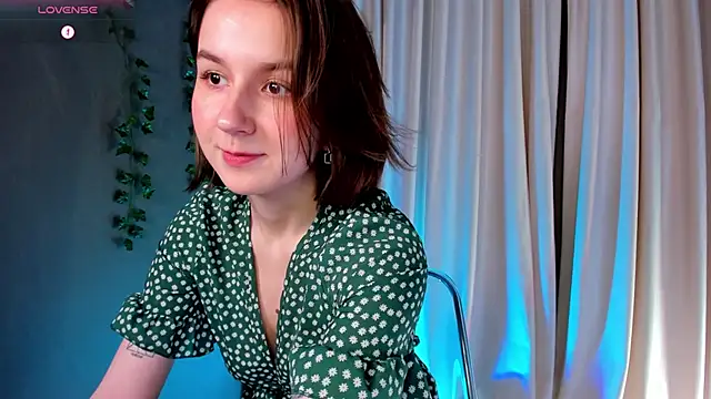 Snapshot of mind_game chatting on 12.07.24 mind game online show from 12.07.24