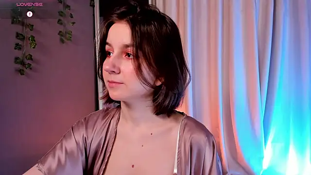 Snapshot of mind_game chatting on 01.15.25 mind game online show from 01.15.25