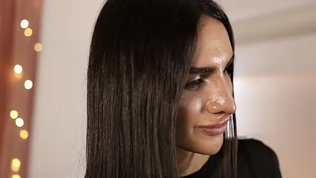 Kim Oberlin  online show from 02.06.25