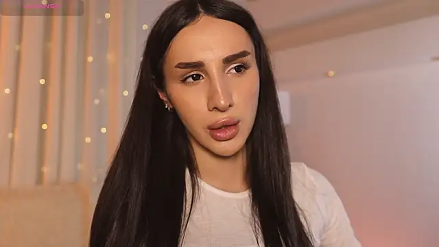 Kim Oberlin  online show from 11.25.25