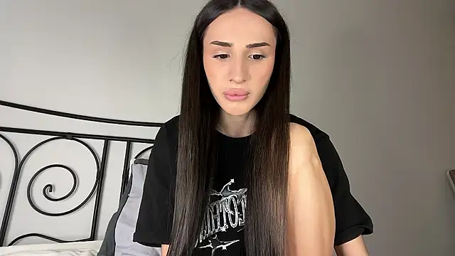 Kim Oberlin  online show from 03.29.26