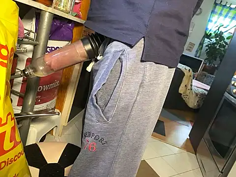 Snapshot of Gilgamesch1704 chatting on 12.07.24 Gilgamesch1704 online show from 12.07.24