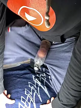 Snapshot of Gilgamesch1704 chatting on 01.04.25 Gilgamesch1704 online show from 01.04.25