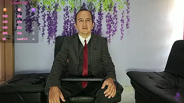 yazforeSolo online show from 02.13.26