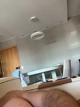 Snapshot of gabrielc27 chatting on 09.24.25 gabrielc27 online show from 09.24.25