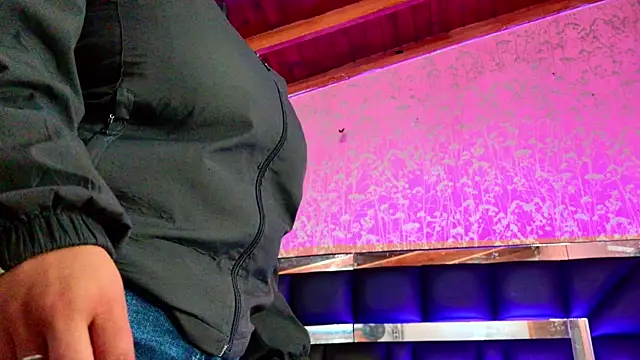 Sofia martiin online show from 10.31.25