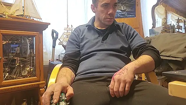 ScubaStevex online show from 02.10.26