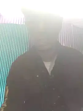 Snapshot of cutetaraaarhjn chatting on 12.12.24 cutetaraaarhjn online show from 12.12.24