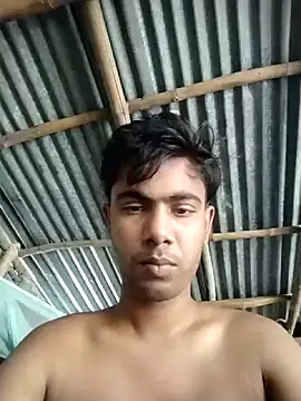 Snapshot of cutetaraaarhjn chatting on 10.13.25 cutetaraaarhjn online show from 10.13.25