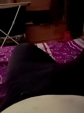 Snapshot of ich411983 chatting on 10.19.25 ich411983 online show from 10.19.25