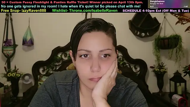 Snapshot of IsabelleRaven chatting on 04.06.26 IsabelleRaven online show from 04.06.26