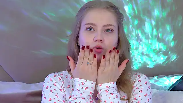 SelinSwarovski online show from 10.05.25