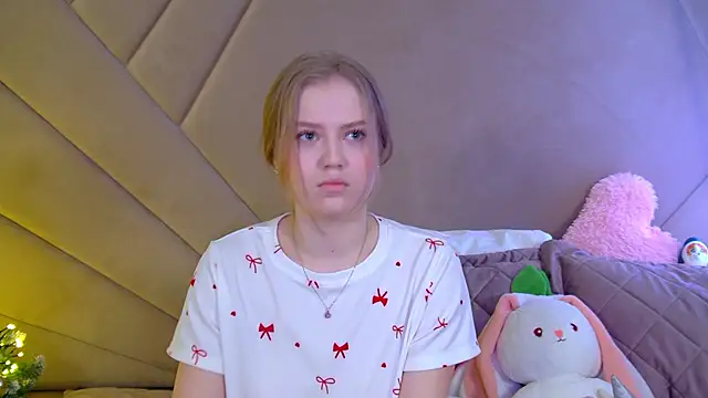 SelinSwarovski online show from 12.15.25